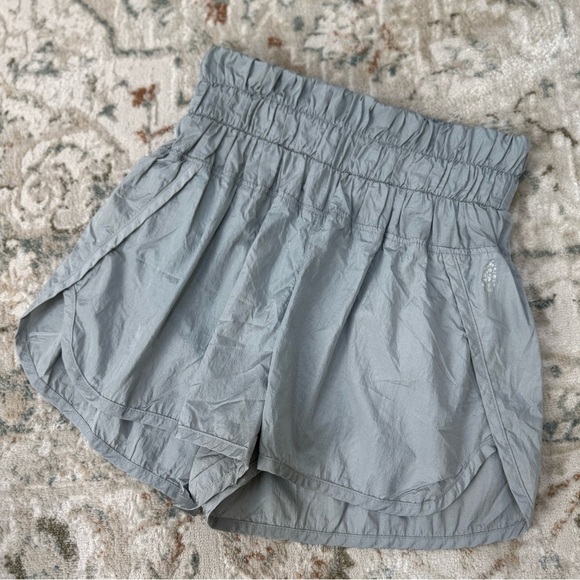 FP Movement by Free People Women's Gray Athletic Sport Shorts Size Small - Picture 7 of 7